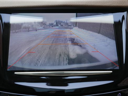 Used 2013 Cadillac SRX Luxury image 18