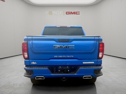 Used 2022 GMC Sierra 1500 Elevation w/ Preferred Package AWD/4WD image 4