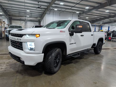 Used 2021 Chevrolet Silverado 2500 LTZ w/ LTZ Plus Package image 5