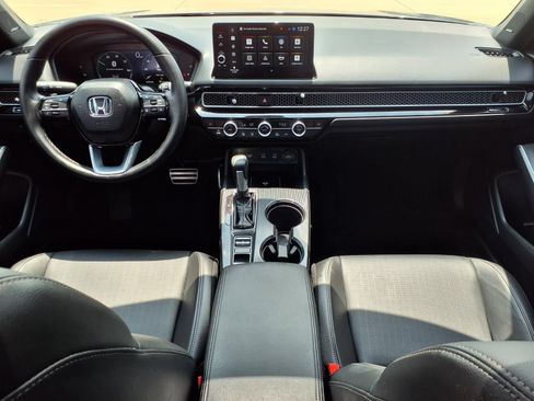 Used 2025 Honda Civic Sport Touring image 9