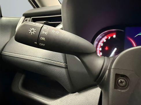 Used 2025 Toyota RAV4 LE image 19