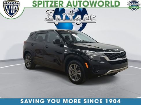 Used 2023 Kia Seltos LX AWD/4WD image 2