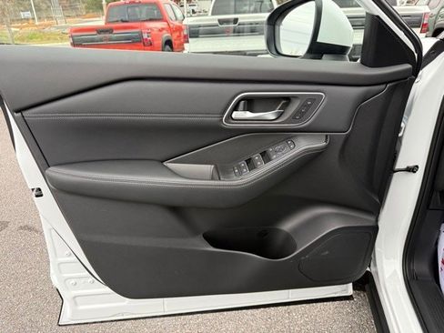 New 2026 Nissan Rogue Platinum w/ Platinum Premium Package image 10