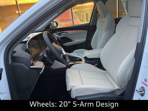 New 2025 Audi Q5 Premium Plus image 24