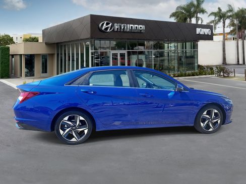 Certified 2023 Hyundai Elantra Limited w/ Cargo Package FWD image 2
