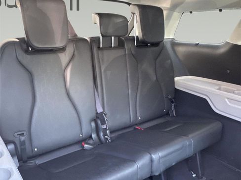 Used 2023 Kia Carnival SX FWD image 15