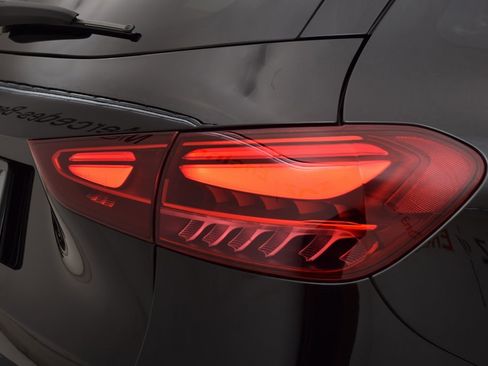 Certified 2025 Mercedes-Benz GLA 250 image 13