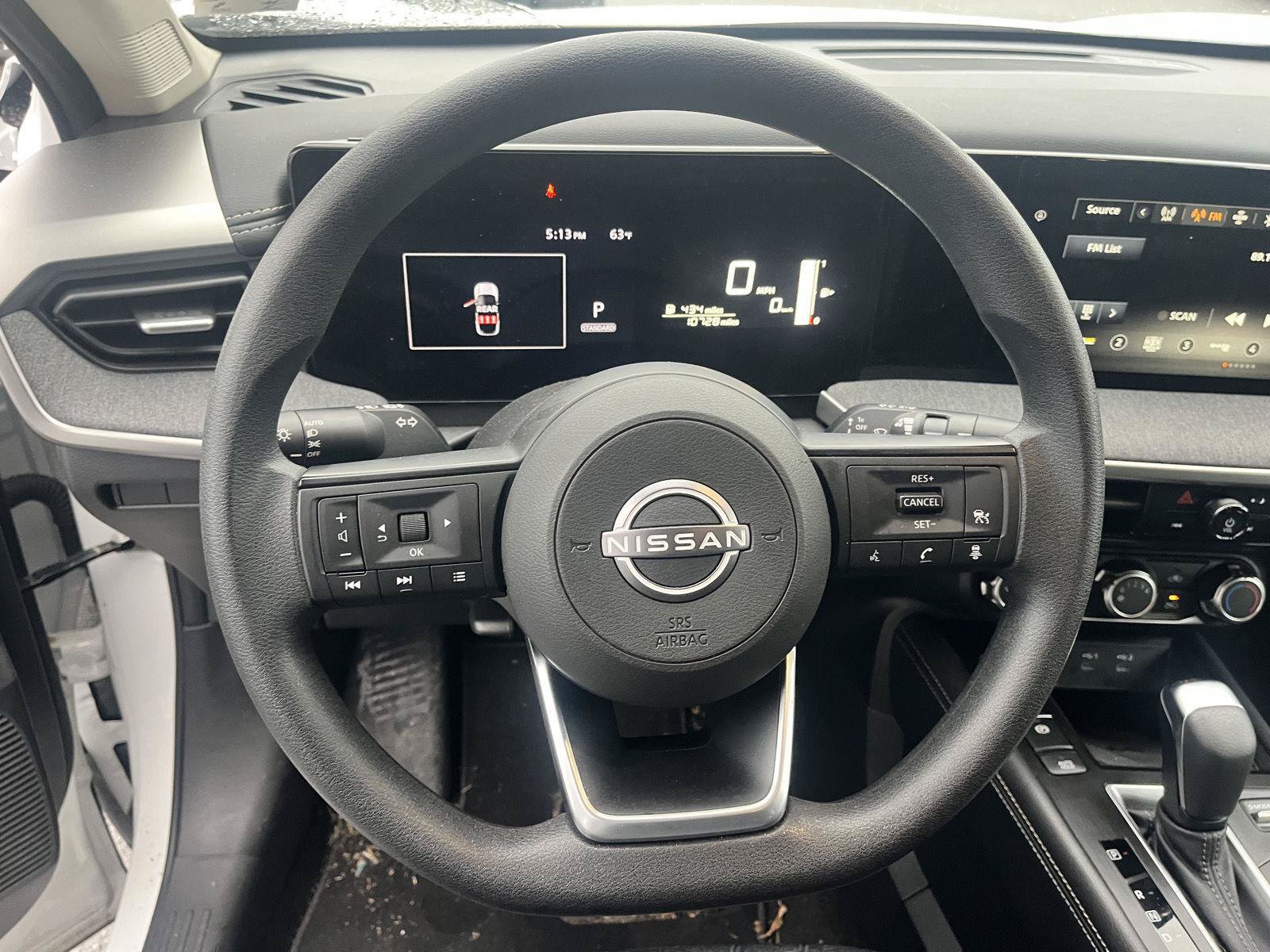 Certified 2025 Nissan Kicks SV AWD/4WD image 15