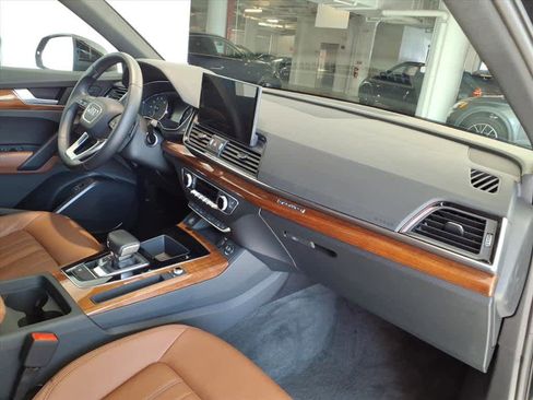 Certified 2023 Audi Q5 2.0T Premium w/ Convenience Package image 22