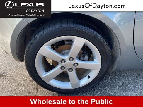 Used 2006 Pontiac Solstice Convertible w/ Premium Package RWD image 26