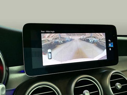 Used 2021 Mercedes-Benz GLC 300 image 26