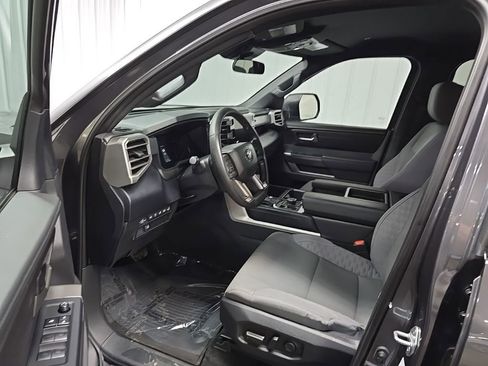 Used 2025 Toyota Tundra SR5 AWD/4WD image 28