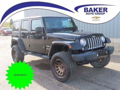 Used 2018 Jeep Wrangler Unlimited Sahara w/ Max Tow Package AWD/4WD image 1