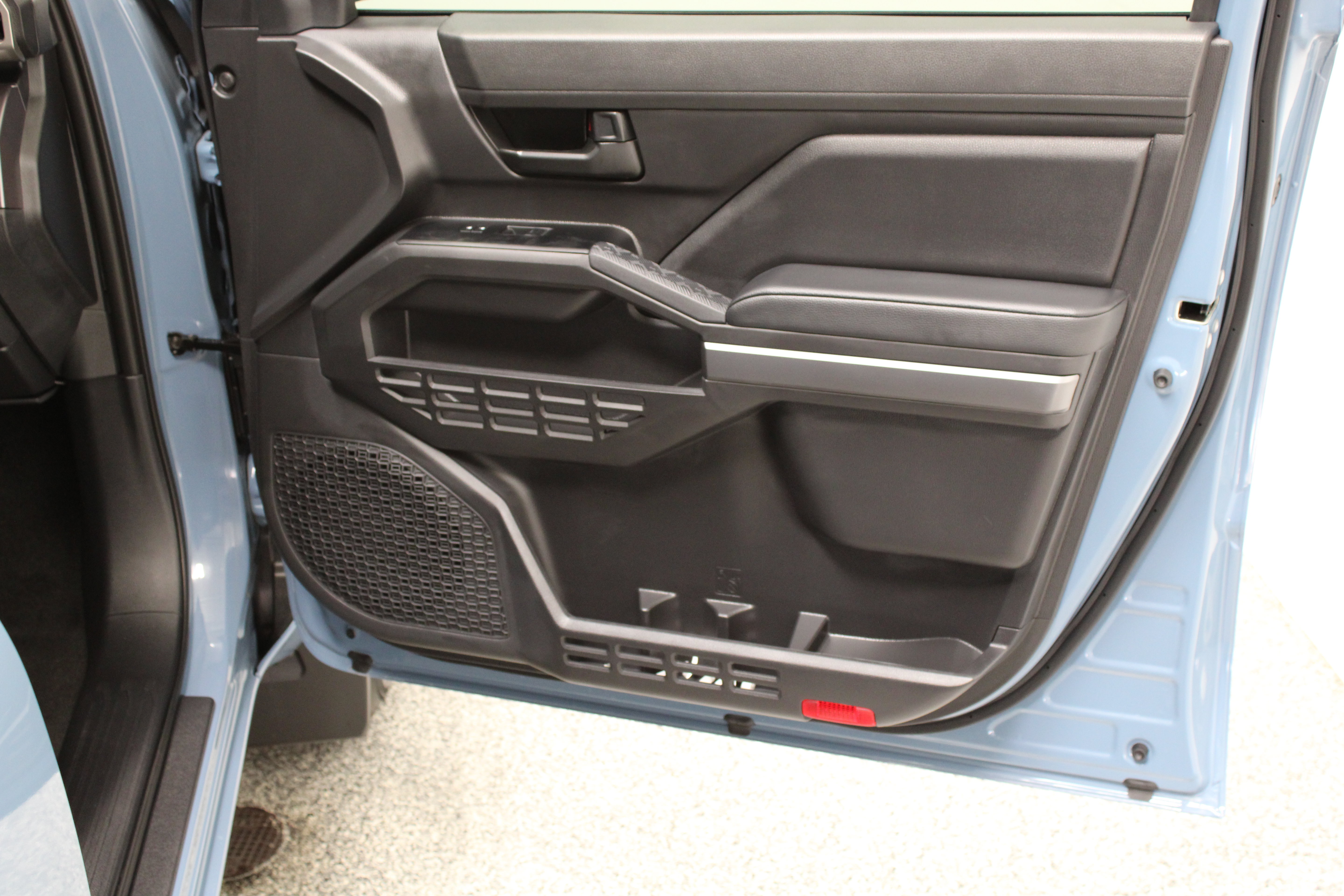Certified 2026 Toyota Tacoma SR5 RWD image 33