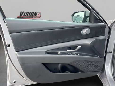 New 2026 Hyundai Elantra Hybrid w/ Cargo Package FWD image 16