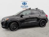 Used 2022 Chevrolet Trax LT w/ Midnight Edition image 3