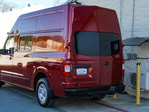 Used 2021 Nissan NV 3500 SV w/ Back Door Glass Package image 52