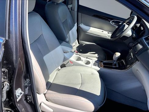 Used 2014 Nissan Sentra SL w/ Premium Package FWD image 7