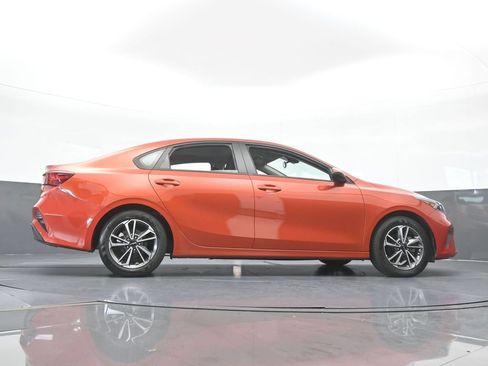 Used 2023 Kia Forte LXS w/ LXS Technology Package FWD image 54