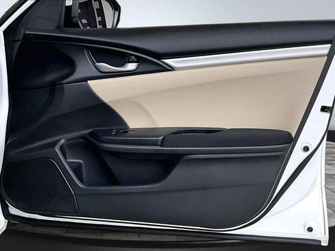 Used 2019 Honda Civic LX image 24