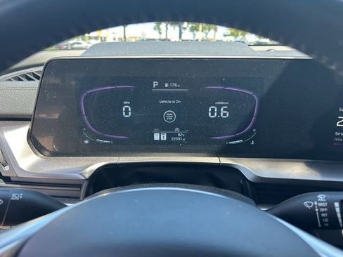 Used 2024 Kia Telluride S w/ S Sunroof Package image 7