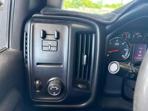 Used 2017 Chevrolet Silverado 2500 W/T w/ WT Convenience Package AWD/4WD image 15