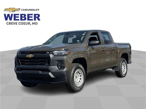 Used 2023 Chevrolet Colorado W/T image 1
