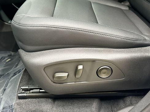 New 2026 Chevrolet Traverse LT w/ Driver Confidence Package image 22