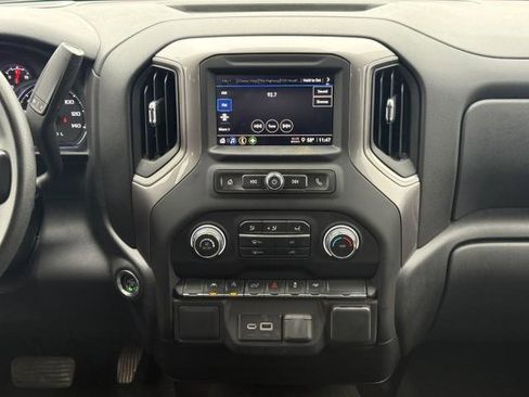 Used 2024 Chevrolet Silverado 1500 Custom image 24