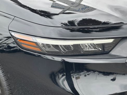 Used 2023 Honda Accord LX image 12