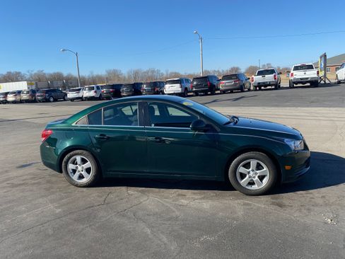 Used 2014 Chevrolet Cruze LT image 4