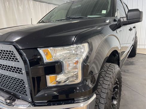 Used 2017 Ford F150 XLT image 14