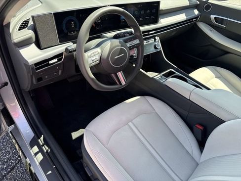 Used 2025 Hyundai Sonata SEL image 10
