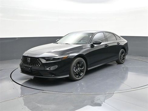 New 2025 Honda Accord SE image 27