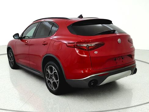 Used 2022 Alfa Romeo Stelvio Ti AWD/4WD image 5
