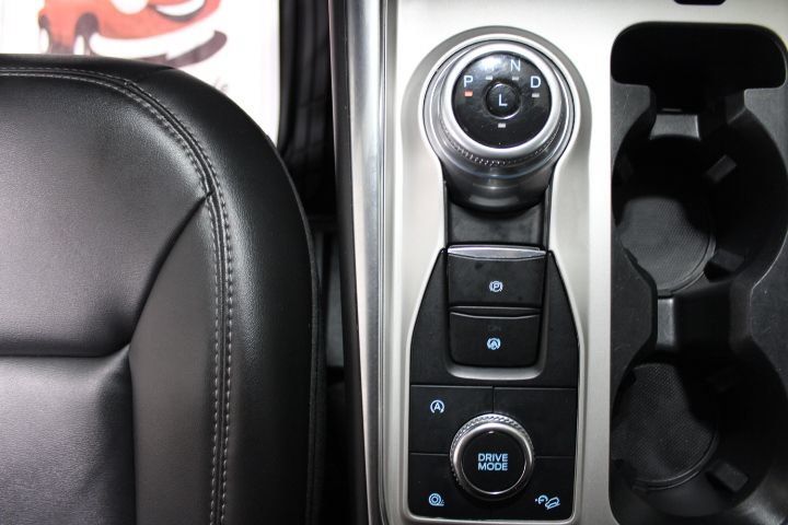 Used 2023 Ford Explorer XLT w/ Equipment Group 202A AWD/4WD image 37