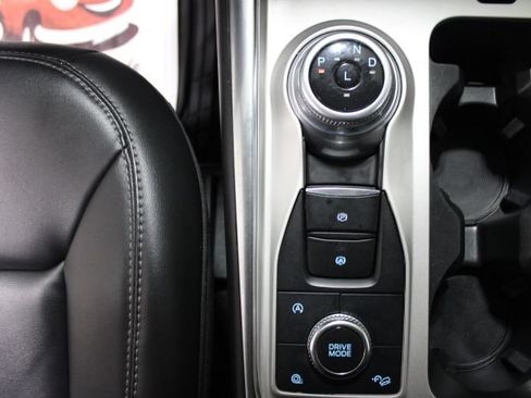 Used 2023 Ford Explorer XLT w/ Equipment Group 202A AWD/4WD image 37