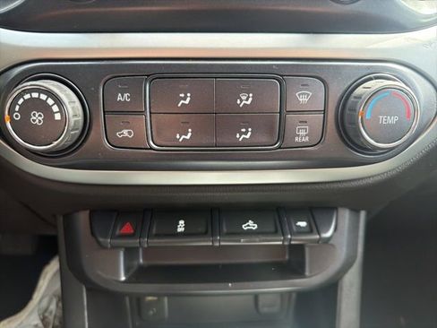 Used 2017 Chevrolet Colorado LT w/ LT Convenience Package AWD/4WD image 22