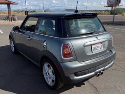 Used 2009 MINI Cooper S image 3