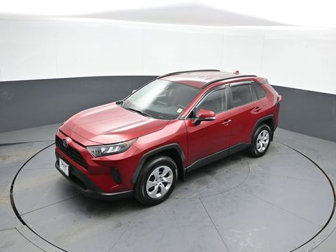 Certified 2020 Toyota RAV4 LE w/ All Weather Liner Package image 33