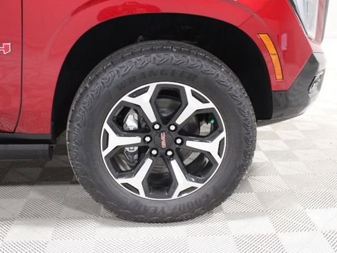 New 2026 GMC Yukon XL AT4 w/ AT4 Premium Plus Package AWD/4WD image 45