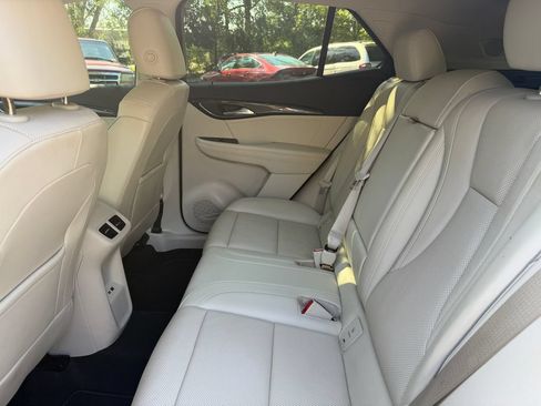 Used 2023 Buick Envision Essence AWD/4WD image 11