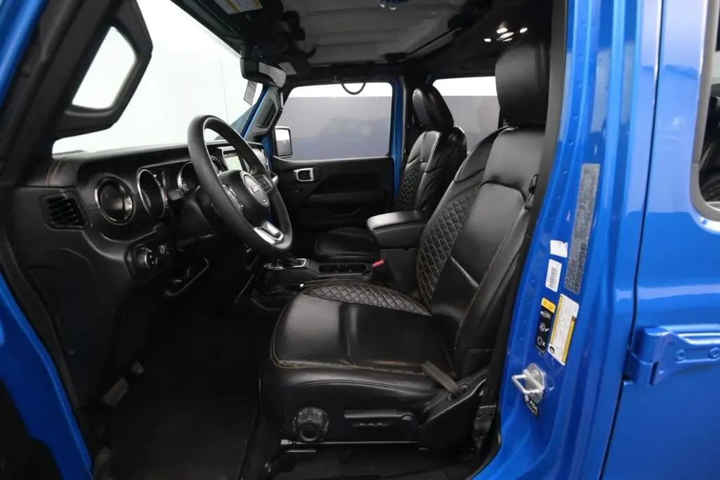 Used 2023 Jeep Gladiator Overland AWD/4WD image 43