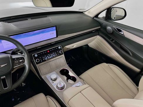 Used 2025 Genesis GV80 3.5T Advanced AWD/4WD image 25