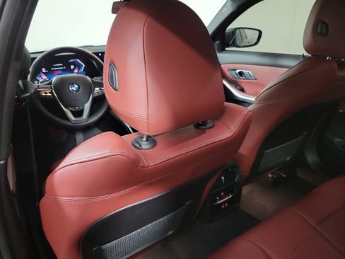 Used 2023 BMW 330i Sedan w/ Premium Package RWD image 11