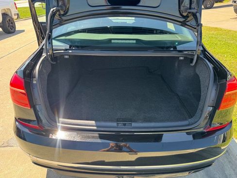 Used 2016 Volkswagen Passat 1.8T R-Line image 10