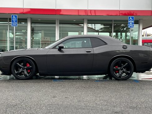 Used 2013 Dodge Challenger R/T w/ Blacktop Pkg RWD image 7