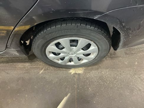 Used 2010 Toyota Corolla LE image 4