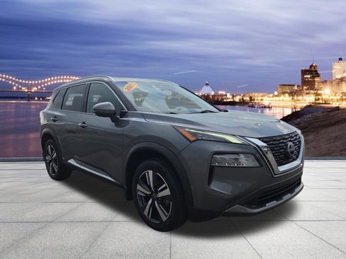 Used 2023 Nissan Rogue SL w/ SL Premium Package FWD image 4