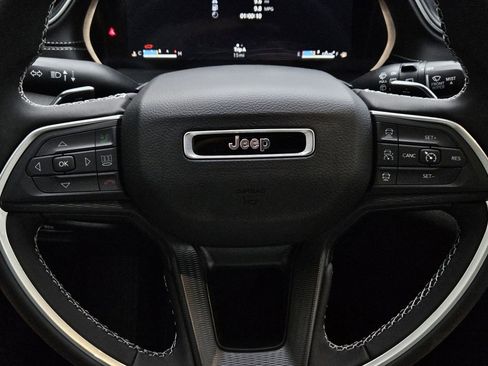 New 2026 Jeep Grand Cherokee Laredo AWD/4WD image 23